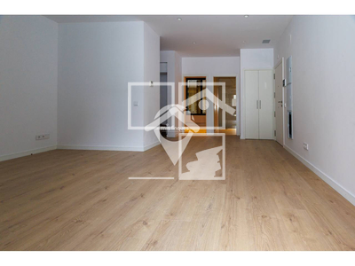 Inmueble en Avenida Pau Casals    Bajo, Barcelona