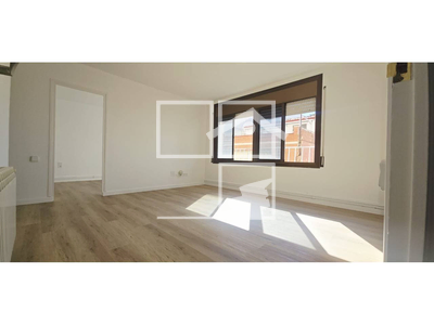 Inmueble en Calle Sindicato    2º, Barcelona
